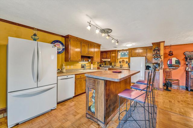 517 Elmer LN, Rocky Mount, VA 24151