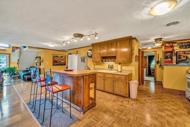 517 Elmer LN, Rocky Mount, VA 24151