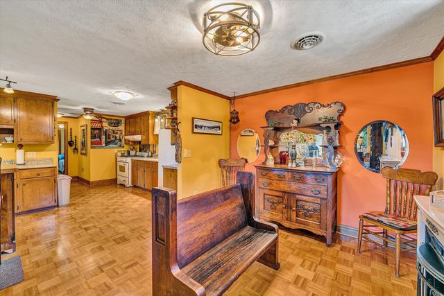 517 Elmer LN, Rocky Mount, VA 24151