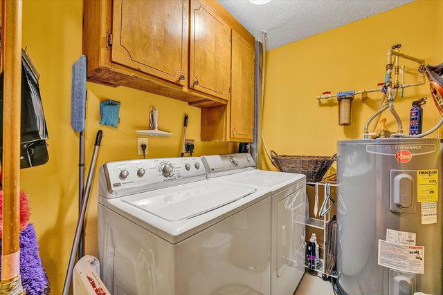 517 Elmer LN, Rocky Mount, VA 24151