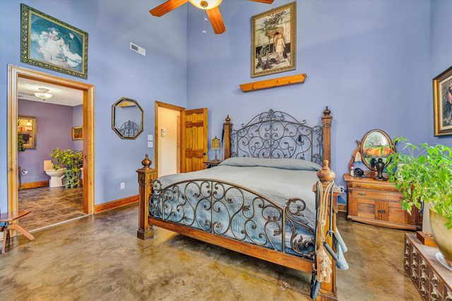 517 Elmer LN, Rocky Mount, VA 24151