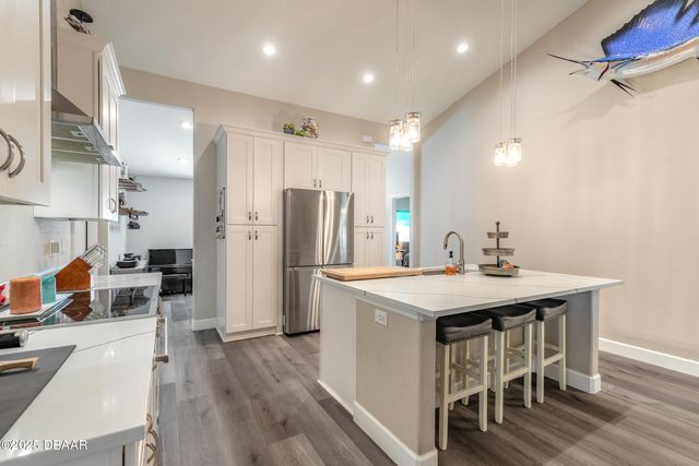 4050 Golden Shores Boulevard, Mims, FL 32754