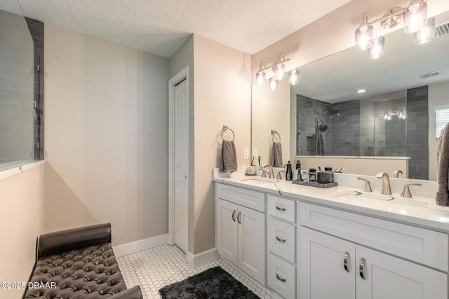 4050 Golden Shores Boulevard, Mims, FL 32754