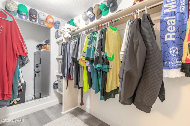 4050 Golden Shores Boulevard, Mims, FL 32754