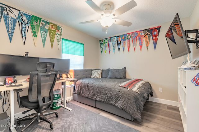 4050 Golden Shores Boulevard, Mims, FL 32754