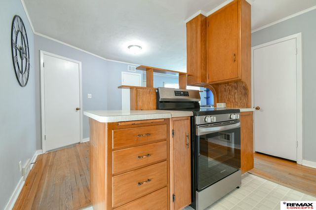 6730 Y Street, Lincoln, NE 68505