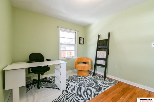 6730 Y Street, Lincoln, NE 68505