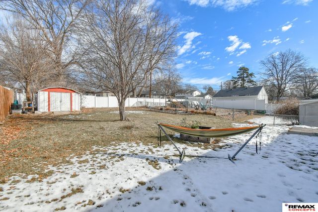 6730 Y Street, Lincoln, NE 68505