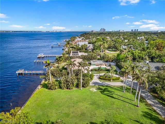 3508 Stuart CT, Fort Myers, FL 33901