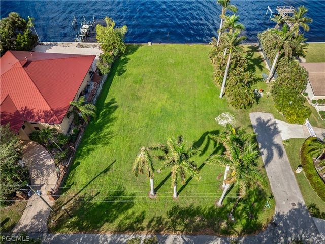 3508 Stuart CT, Fort Myers, FL 33901