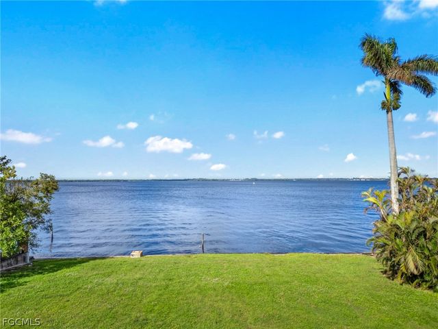 3508 Stuart CT, Fort Myers, FL 33901