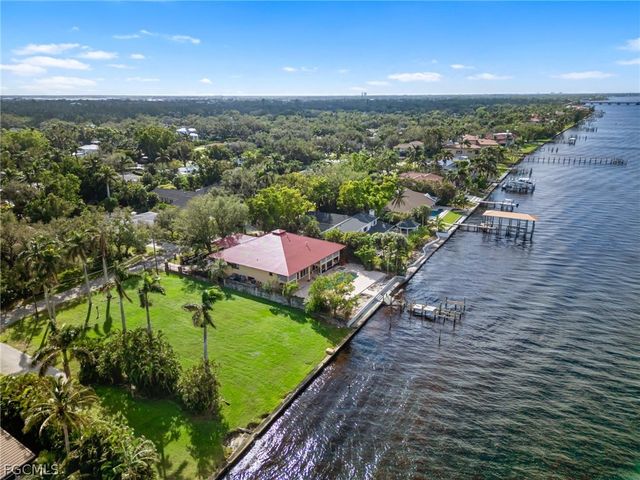 3508 Stuart CT, Fort Myers, FL 33901