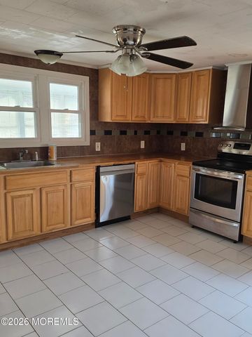 59 Main Street B, Englishtown, NJ 07726