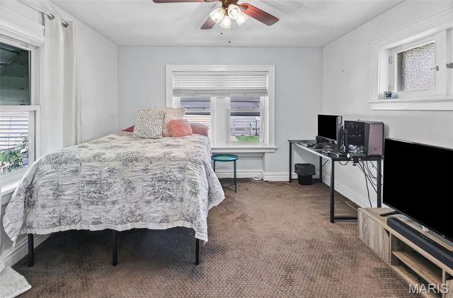 6109 Newport Avenue, St Louis, MO 63116