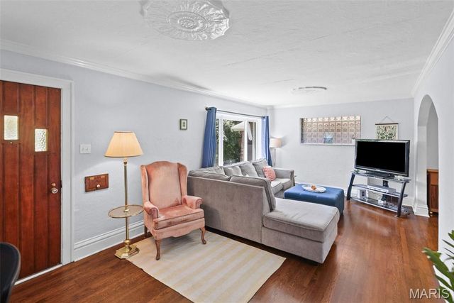 6109 Newport Avenue, St Louis, MO 63116