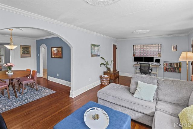 6109 Newport Avenue, St Louis, MO 63116