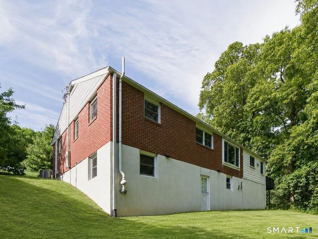 24 Ridge Road, Cromwell, CT 06416