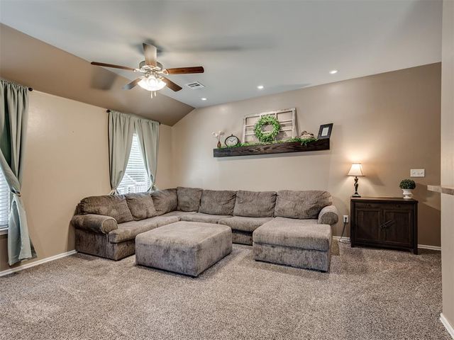 1880 Bliss Circle, Newcastle, OK 73065