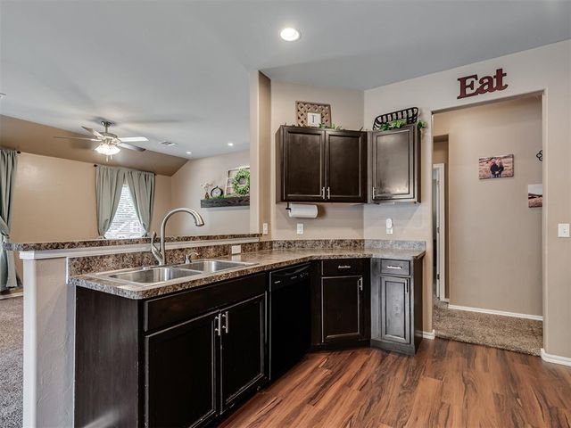 1880 Bliss Circle, Newcastle, OK 73065