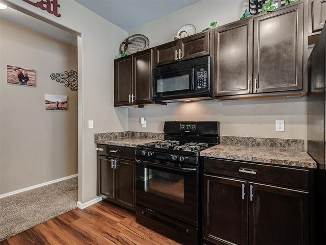 1880 Bliss Circle, Newcastle, OK 73065
