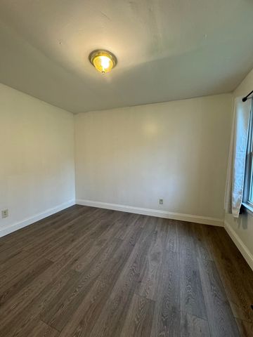 3148 Woodrow Avenue, Flint, MI 48506