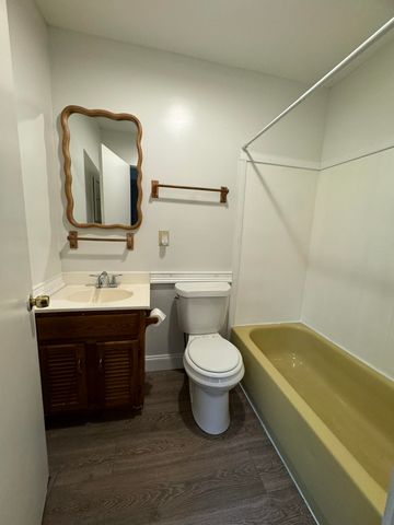 3148 Woodrow Avenue, Flint, MI 48506