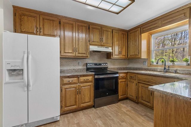 6710 GREGORY LANE, Sobieski, WI 54171