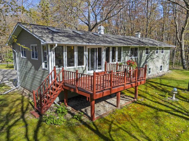 6710 GREGORY LANE, Sobieski, WI 54171
