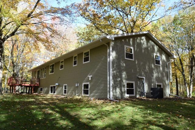 6710 GREGORY LANE, Sobieski, WI 54171