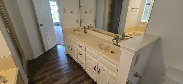 2665 Forest Trail Drive, Grand Prairie, TX 75052