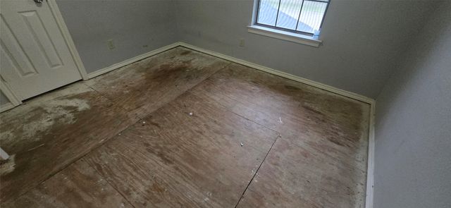 2665 Forest Trail Drive, Grand Prairie, TX 75052