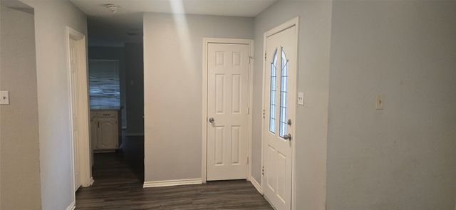 2665 Forest Trail Drive, Grand Prairie, TX 75052