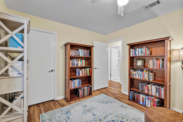 6 Wagon Wheel Court, Little Rock, AR 72211