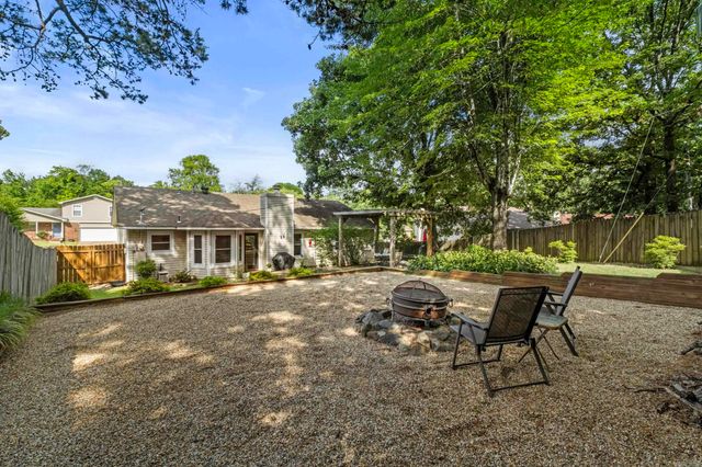 6 Wagon Wheel Court, Little Rock, AR 72211