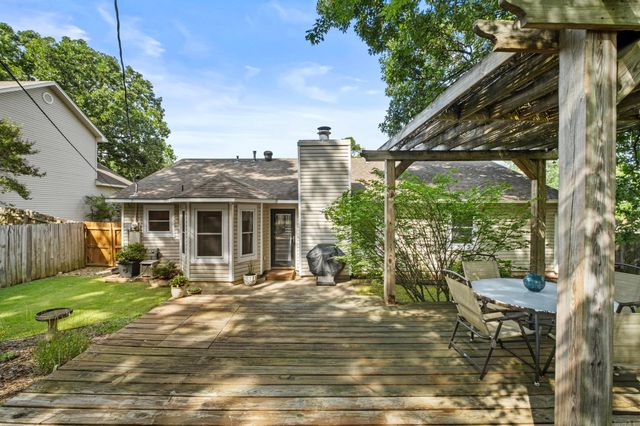 6 Wagon Wheel Court, Little Rock, AR 72211