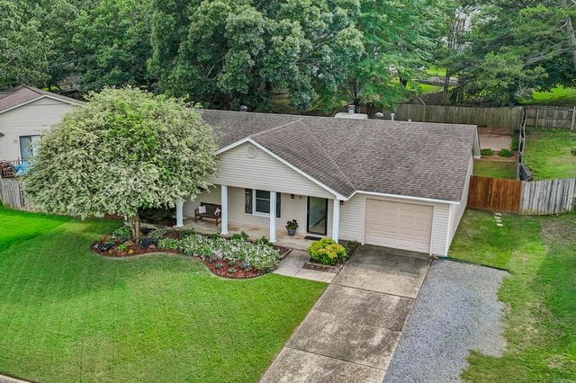 6 Wagon Wheel Court, Little Rock, AR 72211