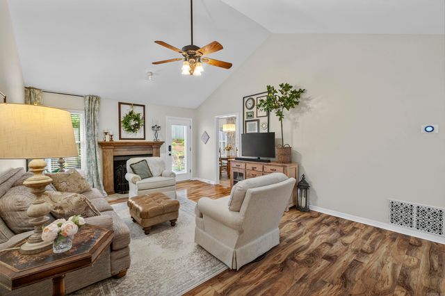 6 Wagon Wheel Court, Little Rock, AR 72211