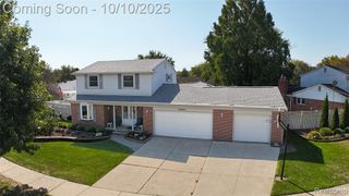 22321 N Fairway Drive, Woodhaven, MI 48183