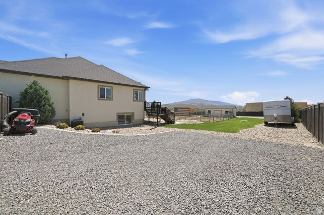 1318 E ABIGAIL LN, Eagle Mountain, UT 84005