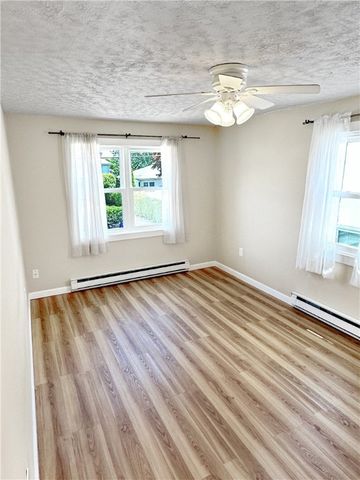 57 Friendship Street, Newport, RI 02840