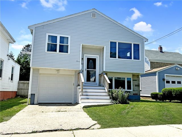 57 Friendship Street, Newport, RI 02840