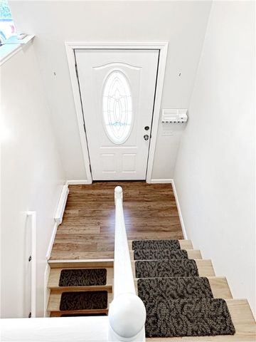 57 Friendship Street, Newport, RI 02840