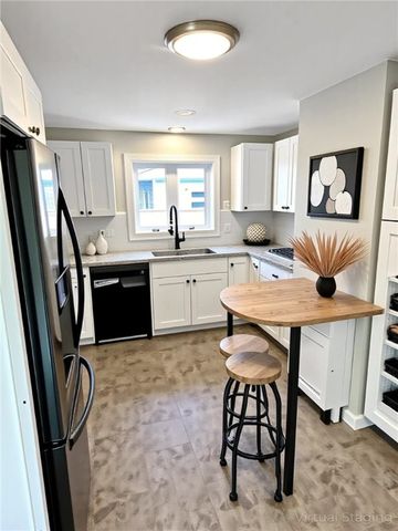 57 Friendship Street, Newport, RI 02840