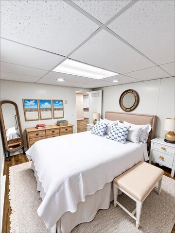 57 Friendship Street, Newport, RI 02840