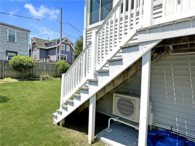 57 Friendship Street, Newport, RI 02840