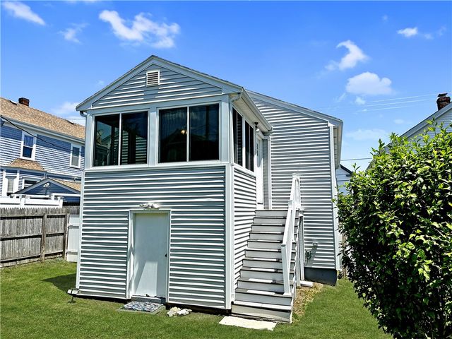57 Friendship Street, Newport, RI 02840