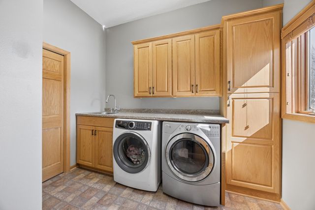 1261 156th Lane NW, Andover, MN 55304