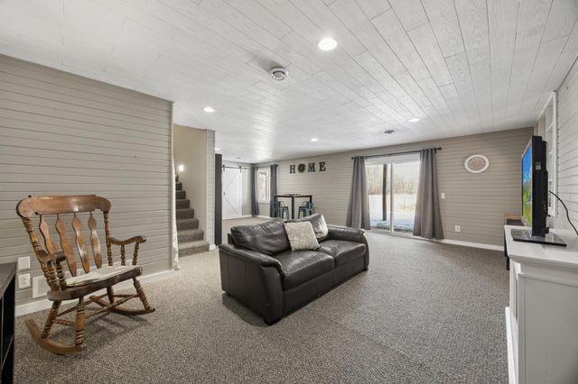 1261 156th Lane NW, Andover, MN 55304