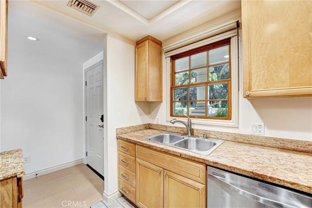 333 N Hill Avenue 203, Pasadena, CA 91106