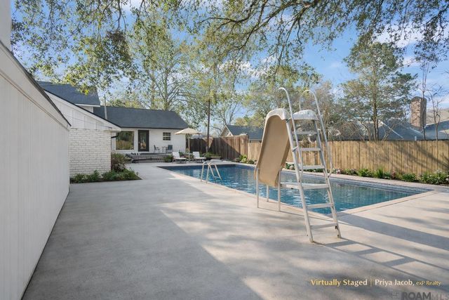 1449 Broadmoor Ct, Baton Rouge, LA 70815